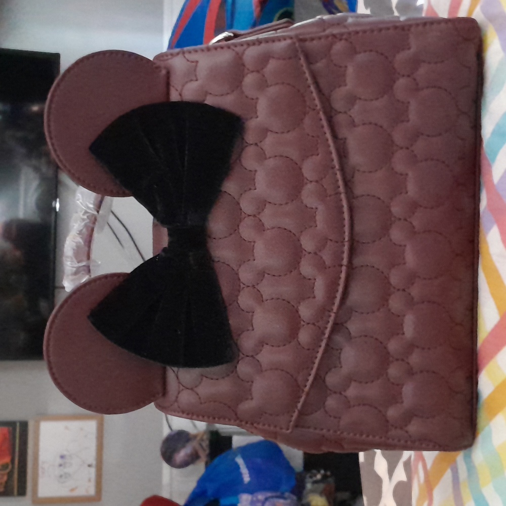 NWT Loungefly Disney Quilted Minnie Mouse Purse